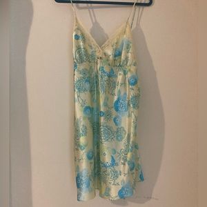 Floral nightgown